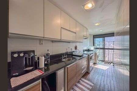 Apartamento à venda com 176m², 3 quartos e 2 vagasCozinha