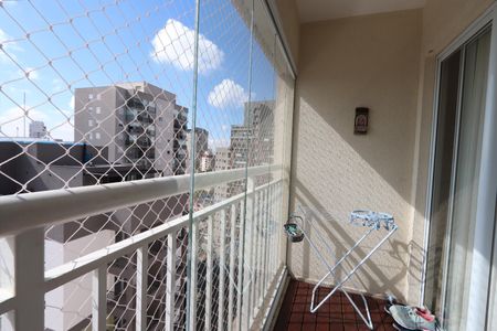 Apartamento à venda com 57m², 2 quartos e 1 vagaVaranda