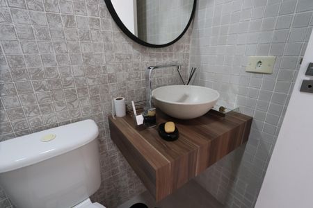 Apartamento à venda com 57m², 2 quartos e 1 vagaBanheiro Social