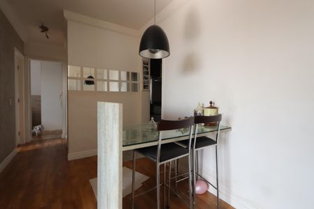 Apartamento à venda com 57m², 2 quartos e 1 vagaSala