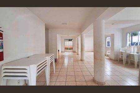 Apartamento para alugar com 52m², 2 quartos e sem vaga Apartamento para alugar com 52m², 2 quartos e sem vagaÁrea comum - Salão de festas