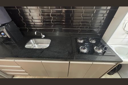 Apartamento à venda com 54m², 2 quartos e 1 vagaCozinha