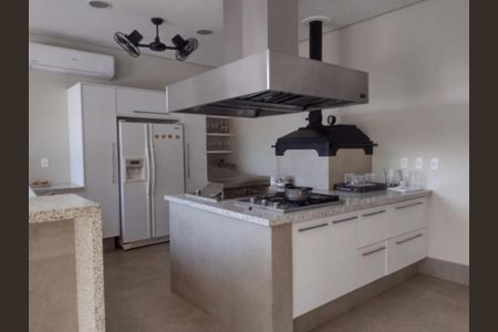 Casa de condomínio à venda com 496m², 5 quartos e 5 vagas Casa de condomínio à venda com 496m², 5 quartos e 5 vagasFoto 28