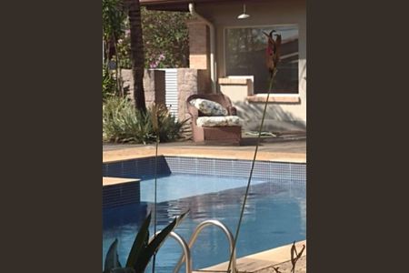 Casa de condomínio à venda com 496m², 5 quartos e 5 vagas Casa de condomínio à venda com 496m², 5 quartos e 5 vagasFoto 48