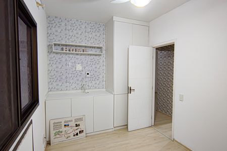 Quarto de apartamento à venda com 2 quartos, 72m² em Taquara, Rio de Janeiro
