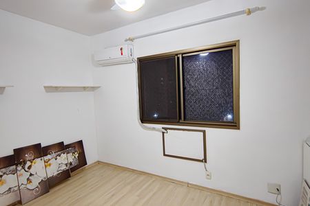 Quarto de apartamento à venda com 2 quartos, 72m² em Taquara, Rio de Janeiro