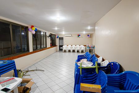 Apartamento à venda com 72m², 2 quartos e 1 vagaÁrea comum