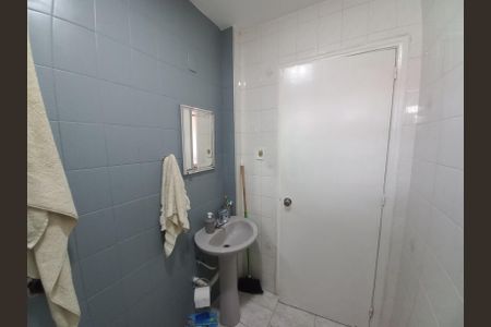 Banheiro Social de apartamento para alugar com 1 quarto, 50m² em Centro, São Vicente