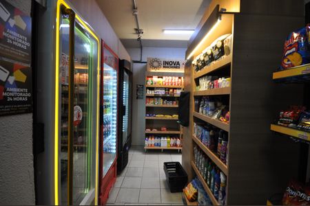 Apartamento para alugar com 65m², 3 quartos e 1 vagaMini Market