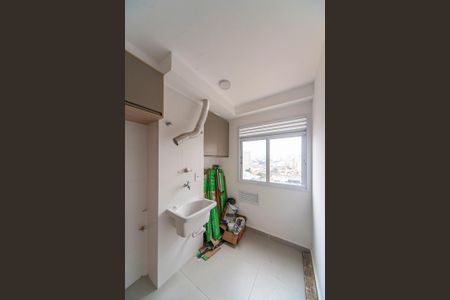 Apartamento para alugar com 70m², 2 quartos e 1 vagaÁrea de Serviço