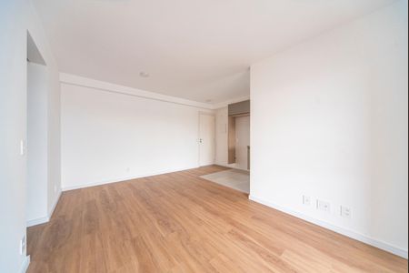 Apartamento para alugar com 70m², 2 quartos e 1 vagaSala