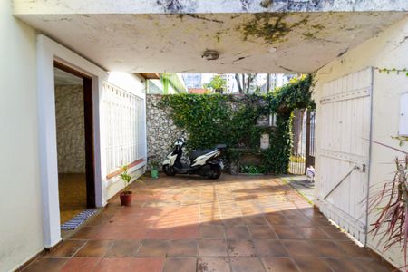 Casa à venda com 240m², 5 quartos e 3 vagasGaragem