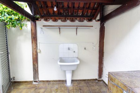 Casa à venda com 240m², 5 quartos e 3 vagasÁrea de Serviço