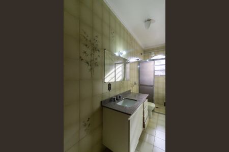 Casa à venda com 240m², 5 quartos e 3 vagasCasa 2 - Banheiro Social