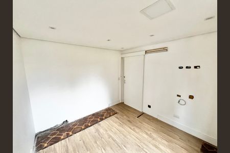 Apartamento à venda com 97m², 3 quartos e 1 vagaQuarto 2