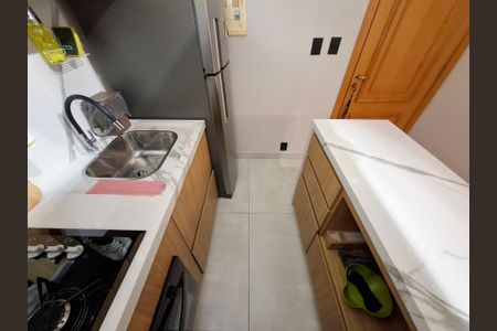 Apartamento à venda com 64m², 2 quartos e 1 vagaCozinha