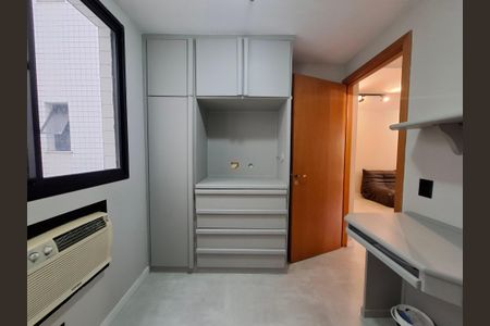 Apartamento à venda com 64m², 2 quartos e 1 vagaQuarto 2