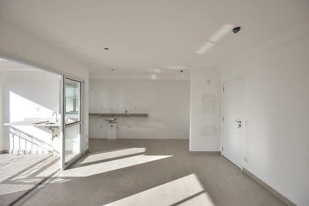 Sala de apartamento à venda com 1 quarto, 58m² em Vila Suzana, São Paulo