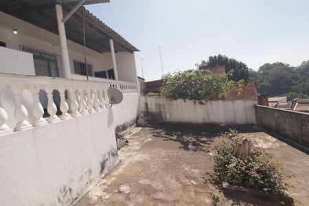 Casa à venda com 64m², 1 quarto e sem vagaQuintal