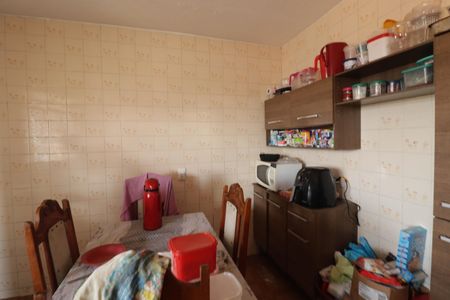 Casa à venda com 64m², 1 quarto e sem vagaCozinha e Área de Serviço