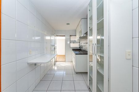 Apartamento à venda com 110m², 2 quartos e 2 vagasCozinha