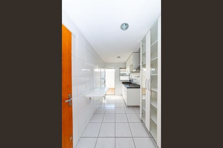 Apartamento à venda com 110m², 2 quartos e 2 vagasCozinha