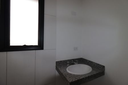 Apartamento à venda com 82m², 3 quartos e 2 vagasBanheiro Social