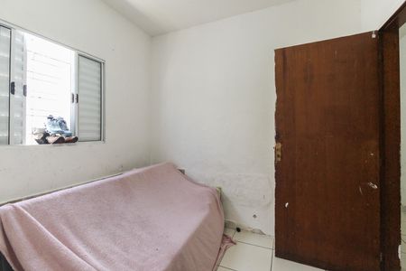 Casa à venda com 200m², 5 quartos e 2 vagas Casa à venda com 200m², 5 quartos e 2 vagasQuarto 1 Casa 2