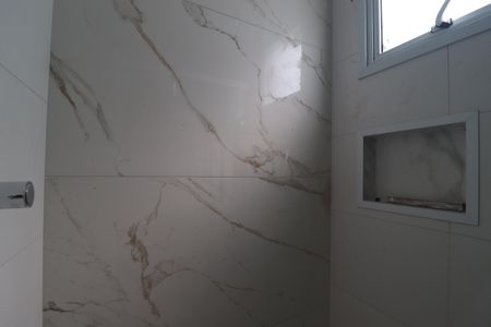 Casa de condomínio à venda com 127m², 3 quartos e 2 vagasBanheiro da Suíte