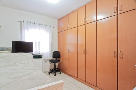 Casa à venda com 150m², 2 quartos e 3 vagasQuarto 2