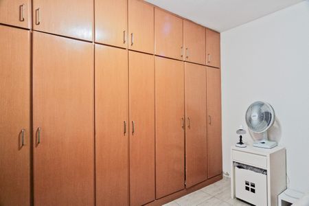 Casa à venda com 150m², 2 quartos e 3 vagasQuarto 2