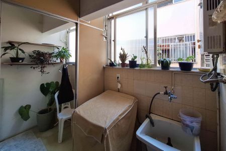 Apartamento à venda com 155m², 4 quartos e 1 vagaÁrea de Serviço