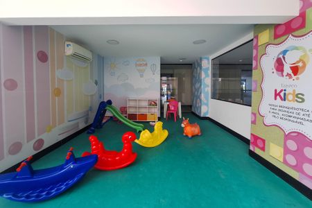 Apartamento à venda com 155m², 4 quartos e 1 vagaÁrea comum