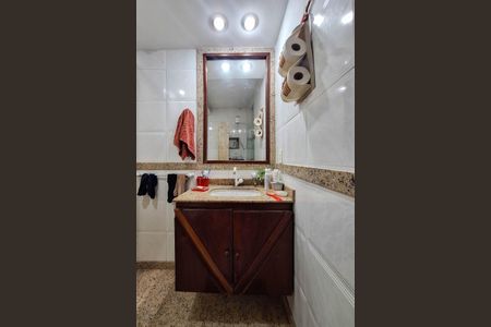 Apartamento à venda com 155m², 4 quartos e 1 vagaBanheiro Social