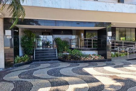 Apartamento à venda com 155m², 4 quartos e 1 vagaFachada