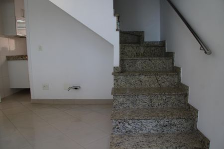 Sala de casa à venda com 2 quartos, 50m² em Jardim do Papai, Guarulhos