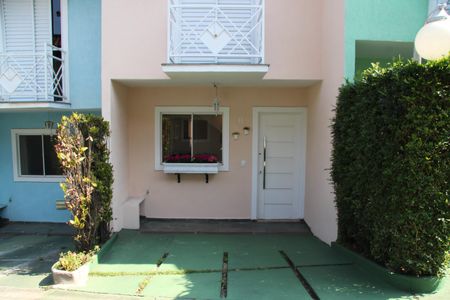 Casa à venda com 50m², 2 quartos e 1 vagaGaragem