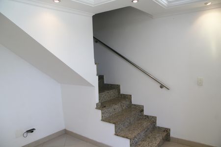 Casa à venda com 50m², 2 quartos e 1 vagaSala