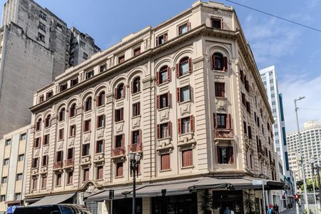 Apartamento para alugar com 56m², 1 quarto e sem vaga Apartamento para alugar com 56m², 1 quarto e sem vagaFachada