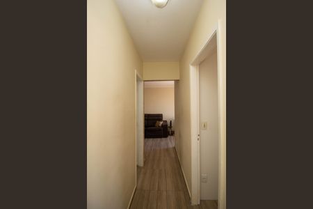 Apartamento à venda com 52m², 2 quartos e 1 vaga Apartamento à venda com 52m², 2 quartos e 1 vagaCorredor