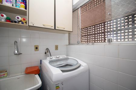 Apartamento à venda com 52m², 2 quartos e 1 vaga Apartamento à venda com 52m², 2 quartos e 1 vagaÁrea de Serviço