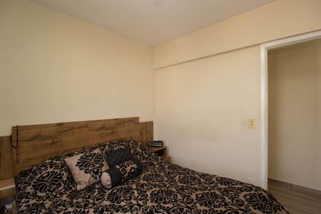 Quarto 1 de apartamento à venda com 2 quartos, 52m² em Vila Palmeiras, São Paulo