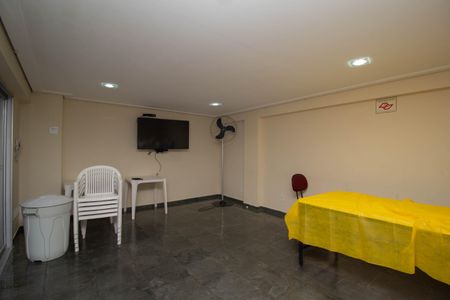 Apartamento à venda com 52m², 2 quartos e 1 vaga Apartamento à venda com 52m², 2 quartos e 1 vagaÁrea comum - Salão de festas