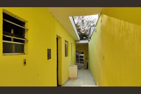 Casa para alugar com 92m², 2 quartos e 2 vagasCorredor