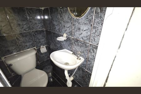 Casa para alugar com 92m², 2 quartos e 2 vagasBanheiro da Suíte