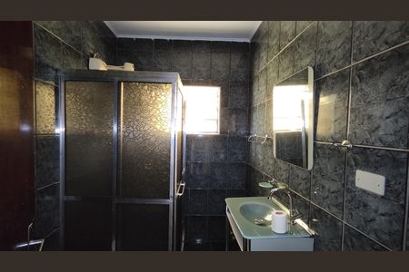 Casa para alugar com 92m², 2 quartos e 2 vagasBanheiro