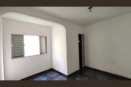 Casa para alugar com 92m², 2 quartos e 2 vagasSuíte