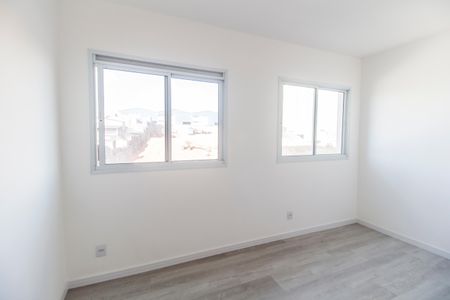 Sala de apartamento para alugar com 2 quartos, 35m² em Vila Sul Americana, Carapicuíba