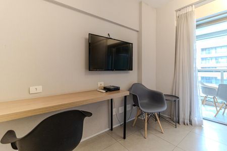 Studio à venda com 29m², 1 quarto e sem vaga Studio à venda com 29m², 1 quarto e sem vagaStudio