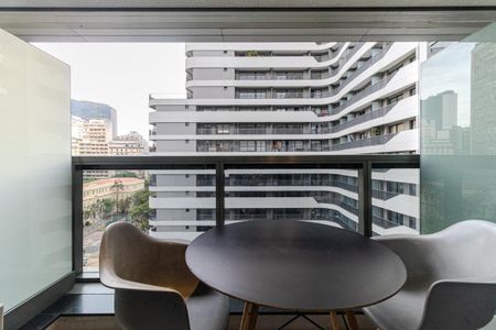 Studio à venda com 29m², 1 quarto e sem vaga Studio à venda com 29m², 1 quarto e sem vagaVaranda